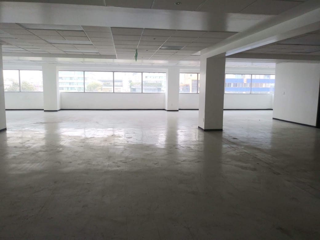Excelente oficina 411m2