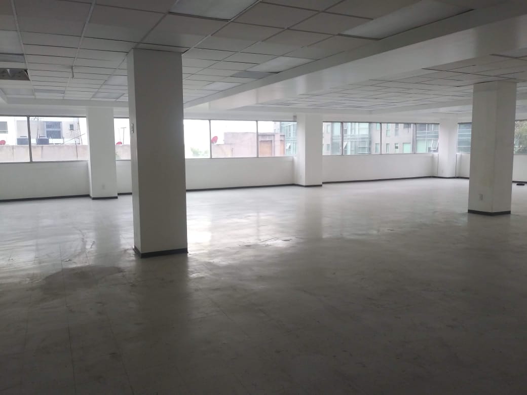 Excelente oficina 411m2